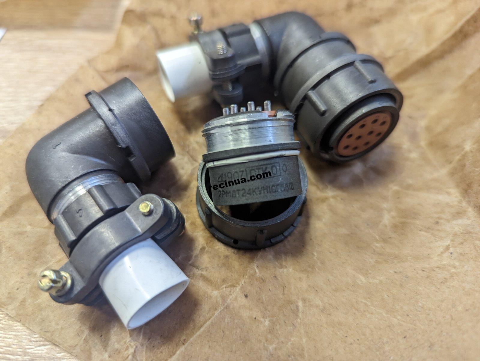 2RMDT24KUN10G5V1V
