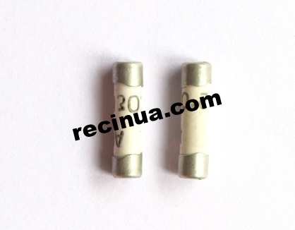 Fuse VP1-1 V (4.0A) with acceptance 3